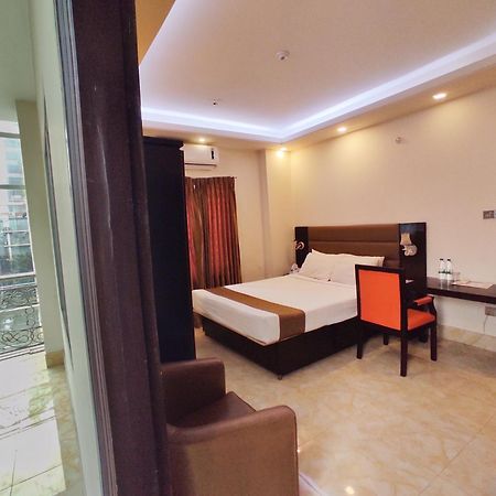 Hotel Gulshan Lake View Dhaka Zewnętrze zdjęcie