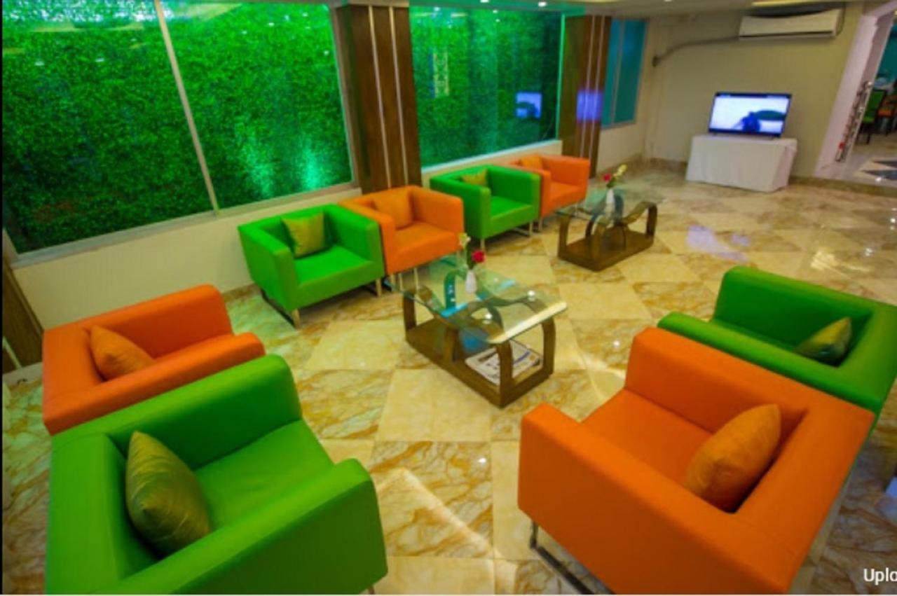 Hotel Gulshan Lake View Dhaka Zewnętrze zdjęcie