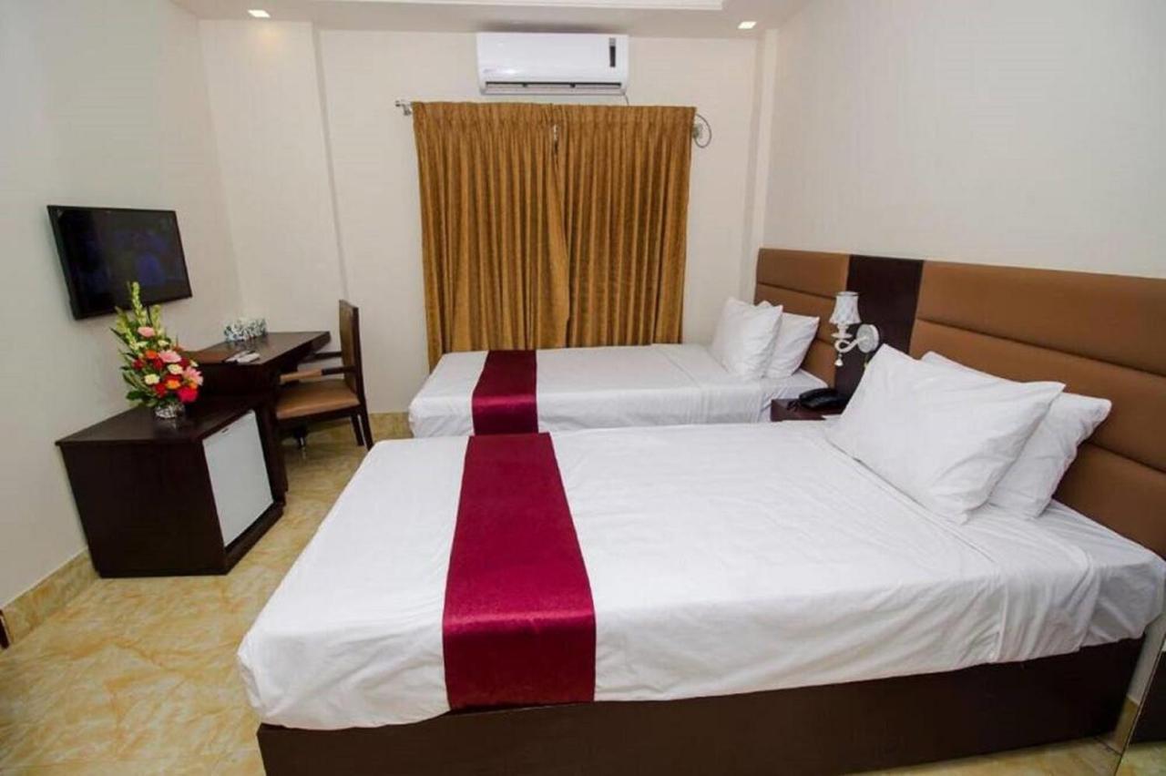 Hotel Gulshan Lake View Dhaka Zewnętrze zdjęcie