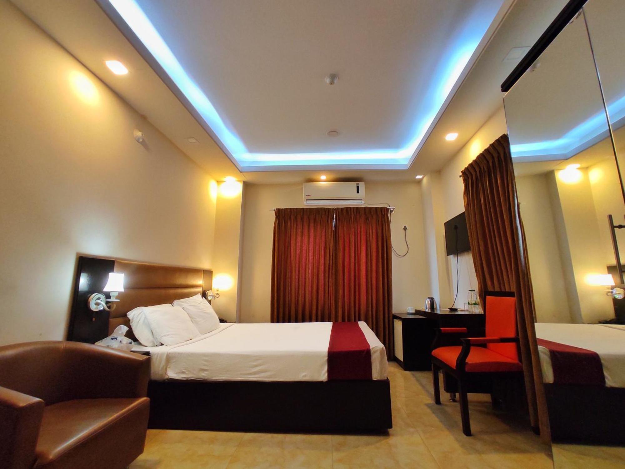 Hotel Gulshan Lake View Dhaka Zewnętrze zdjęcie
